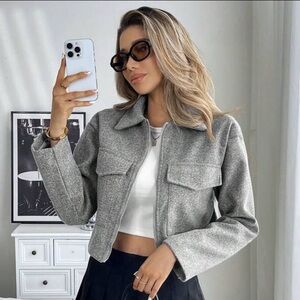 Utility pocket cropped jacket